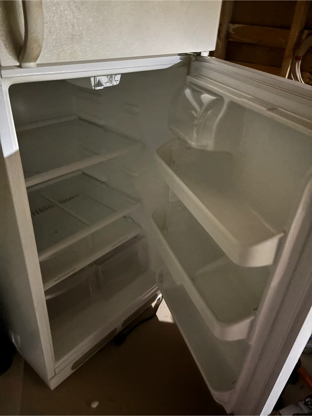 White Top-Freezer Refrigerator - photo 2