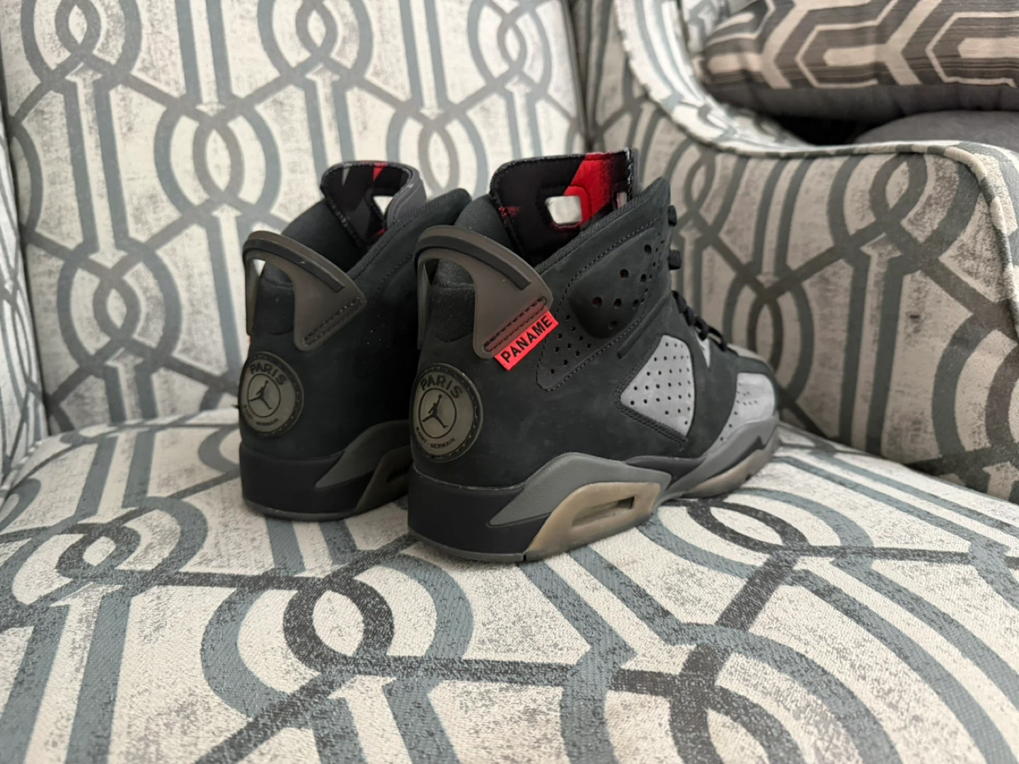 Air Jordan 6 Retro PSG "Paname"