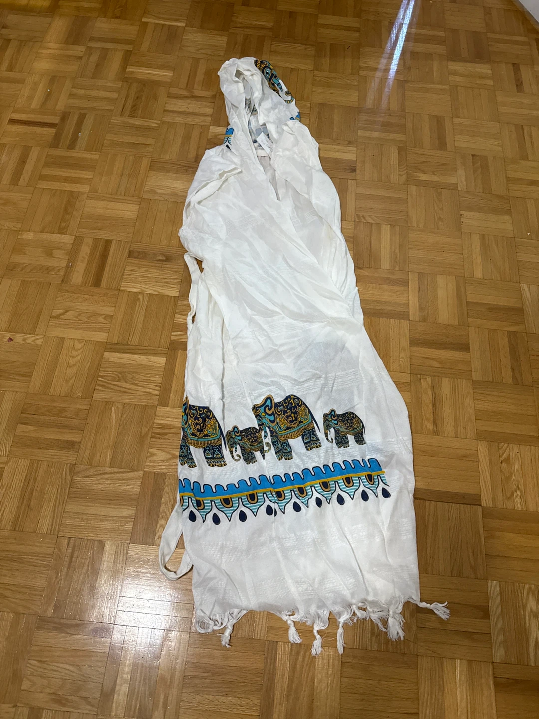 White Swim cover with Elephant Print - photo 2