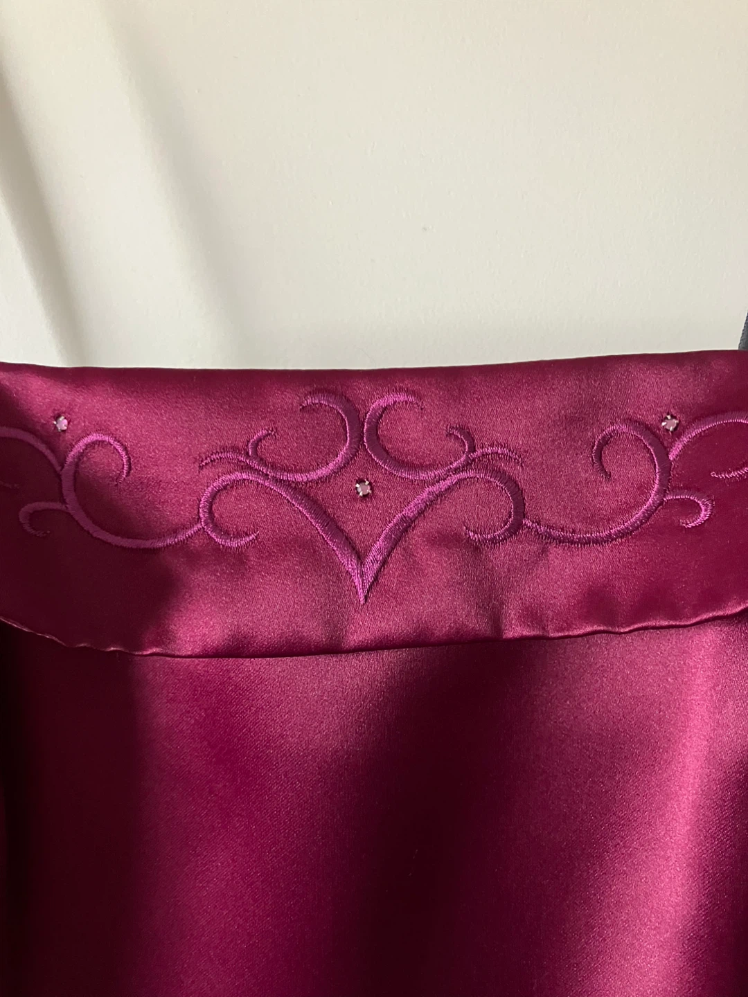 Sz 7 Strapless Burgundy Satin Gown - photo 2