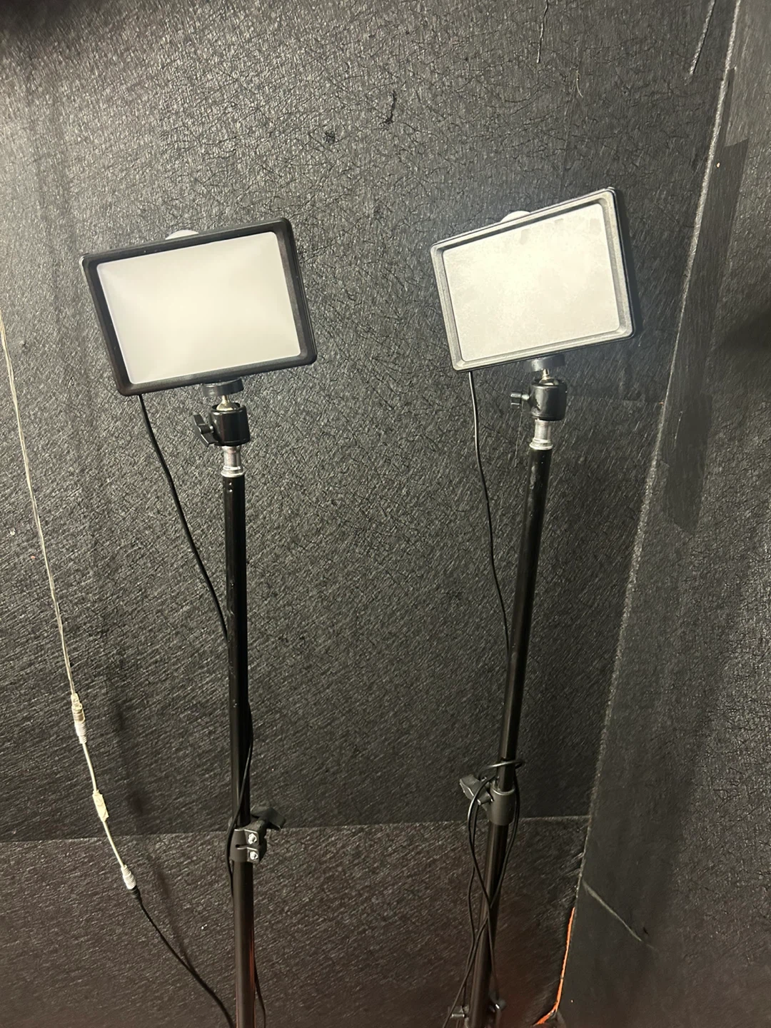 2 LED Video Lights with Stands - photo 3