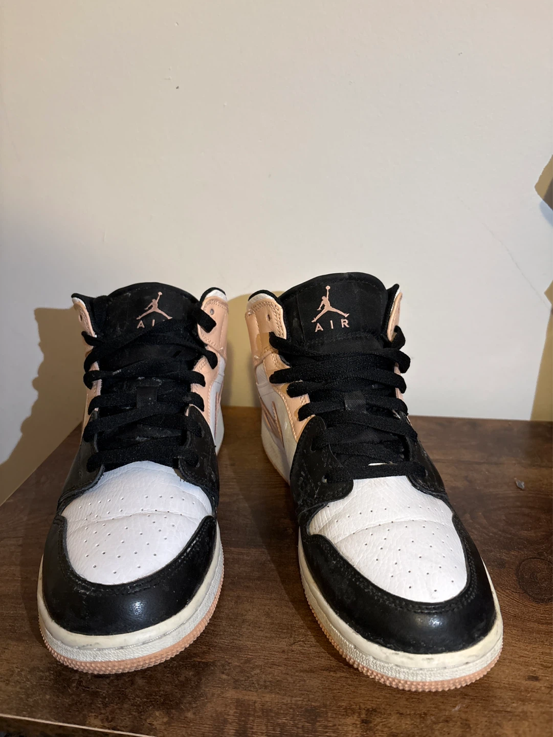 Air Jordan 1 Mid SE Shoes - photo 3