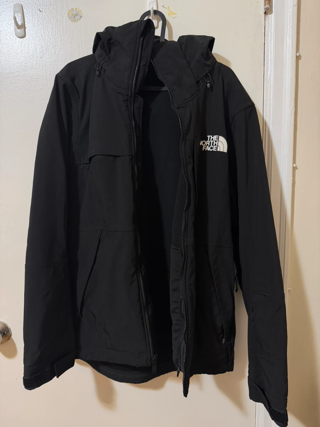 The North Face Black Ski Jacket - Men's Size S