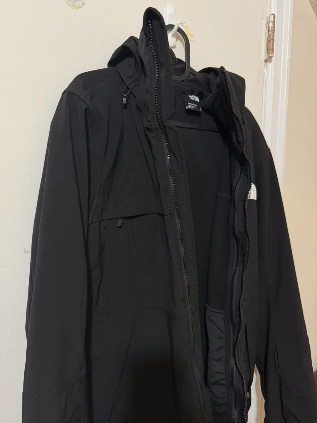 The North Face Black Ski Jacket - Men's Size S - photo 3