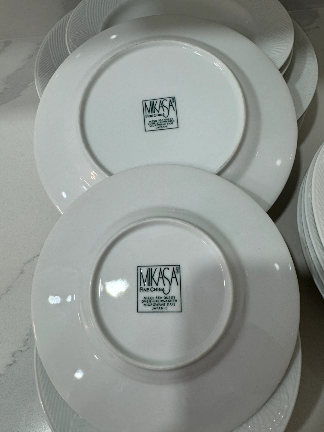 Mikasa Fine China Dinnerware Set - White - photo 3