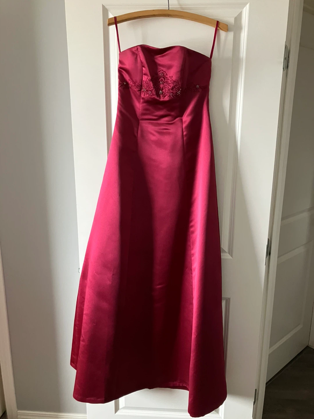 Sz 6 Bella Formals Strapless Beaded Gown