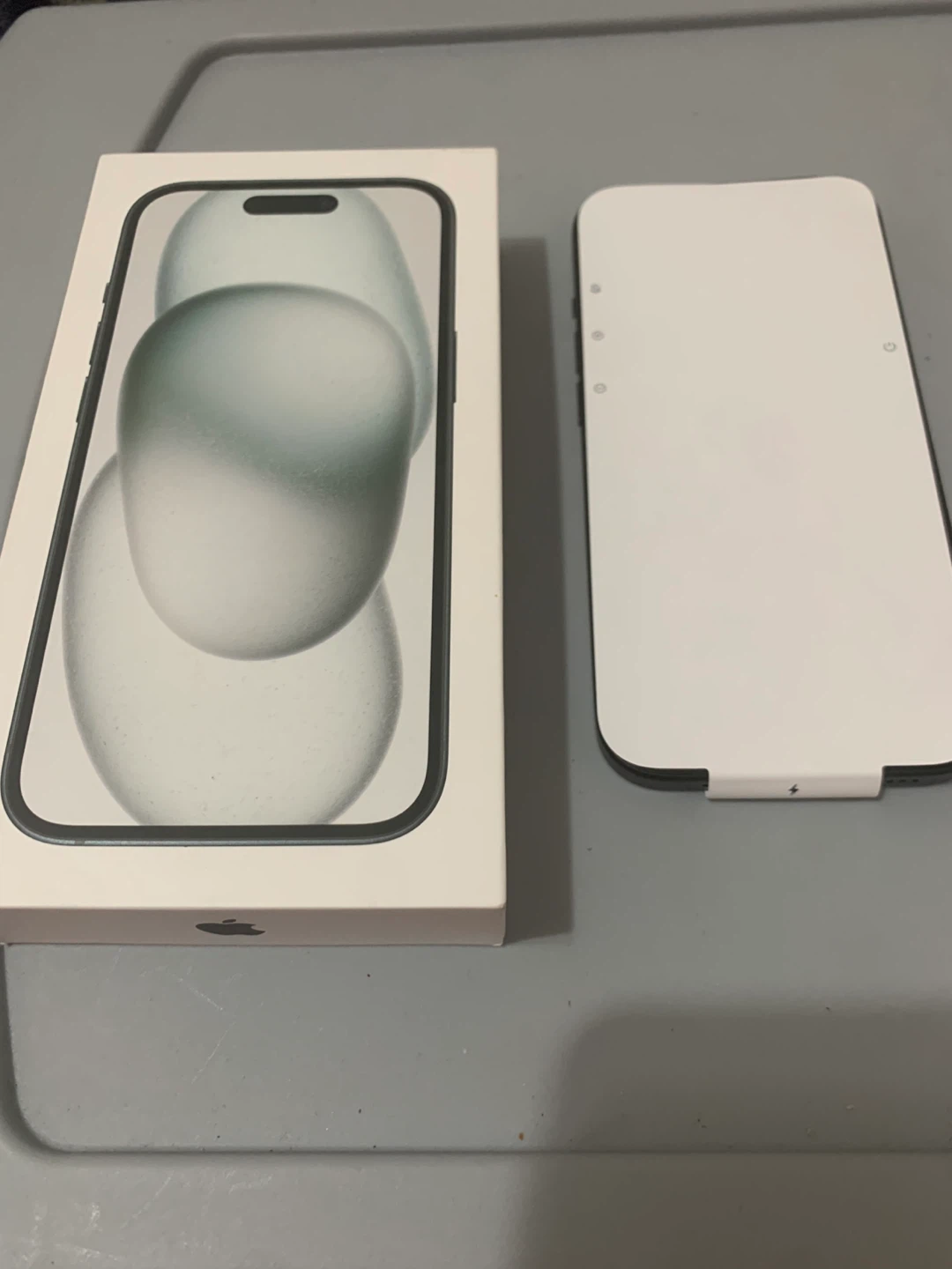 Apple iPhone 15