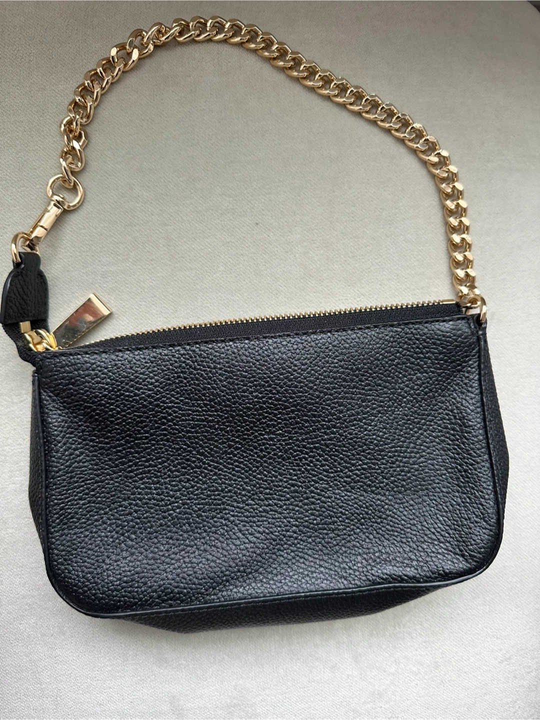 Michael Kors Black Leather  Pochette with Gold Chain🥕 - photo 2