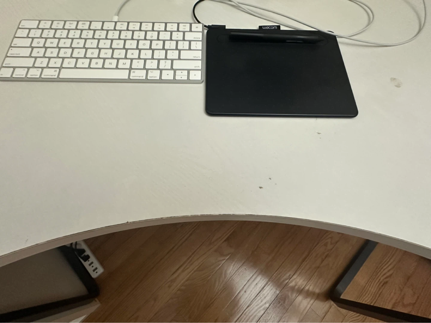 White Corner Desk - photo 3