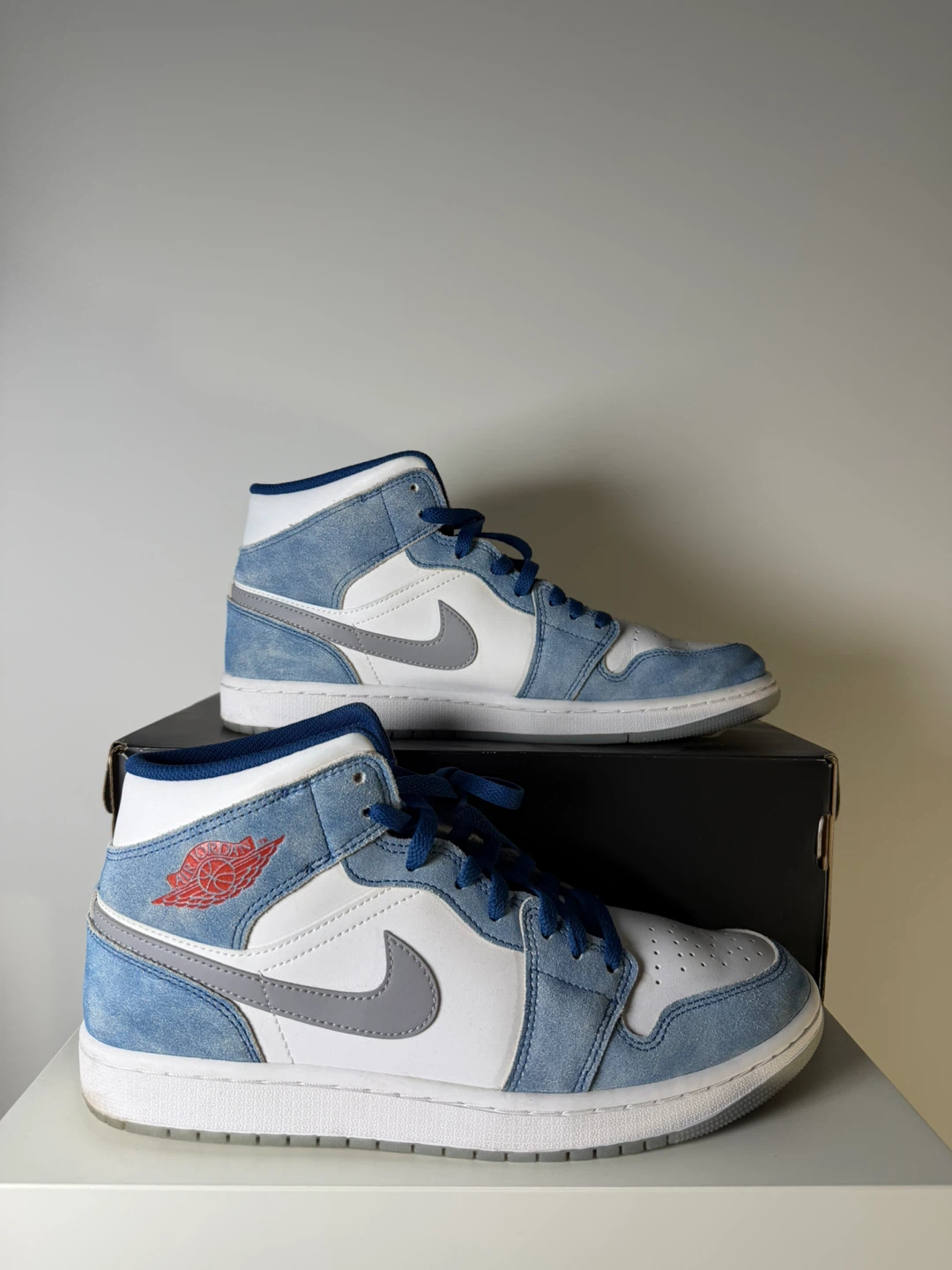 Jordan 1 Mid French Blue Fire Red - photo 4