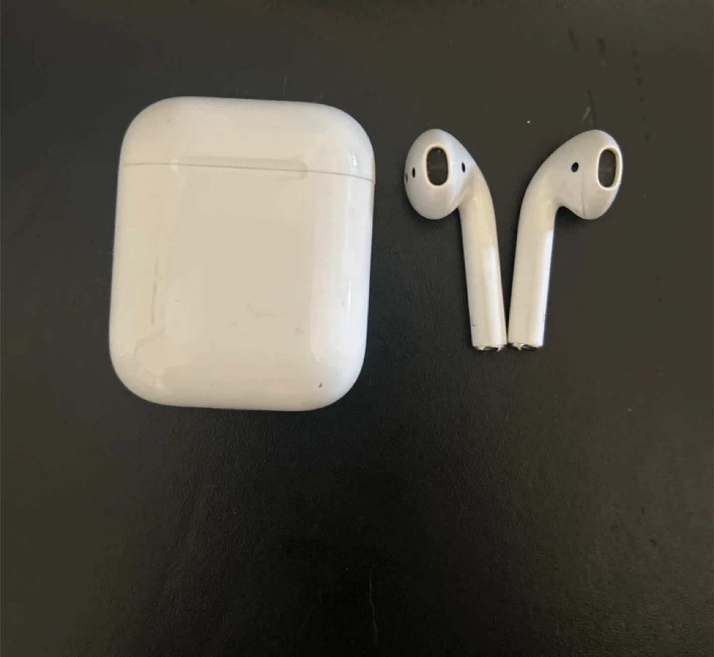 Apple AirPods (2nd Gen) Wireless Earbuds with Charging Case