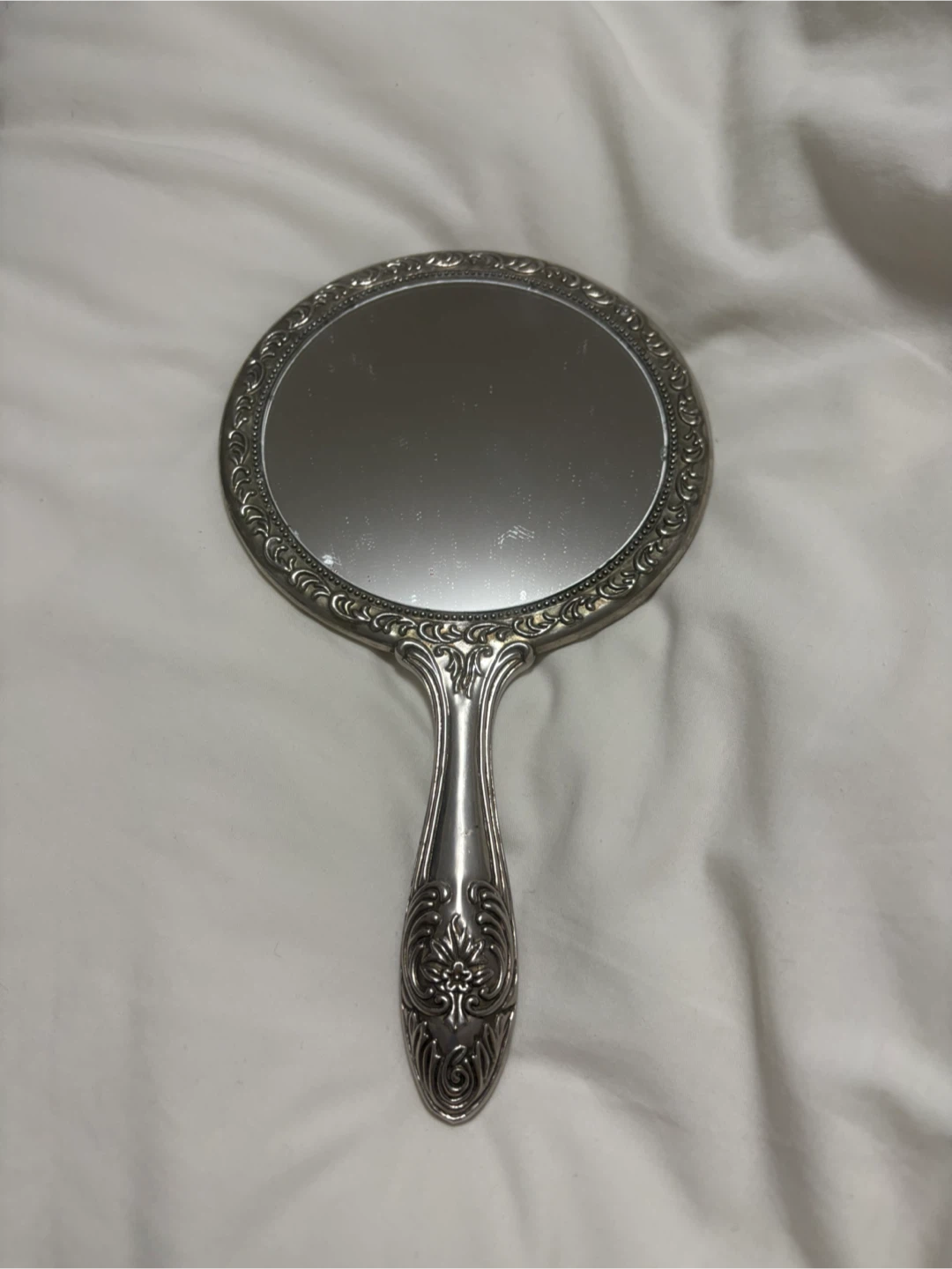 Ornate Silver plated vintage Handheld Mirror - photo 2