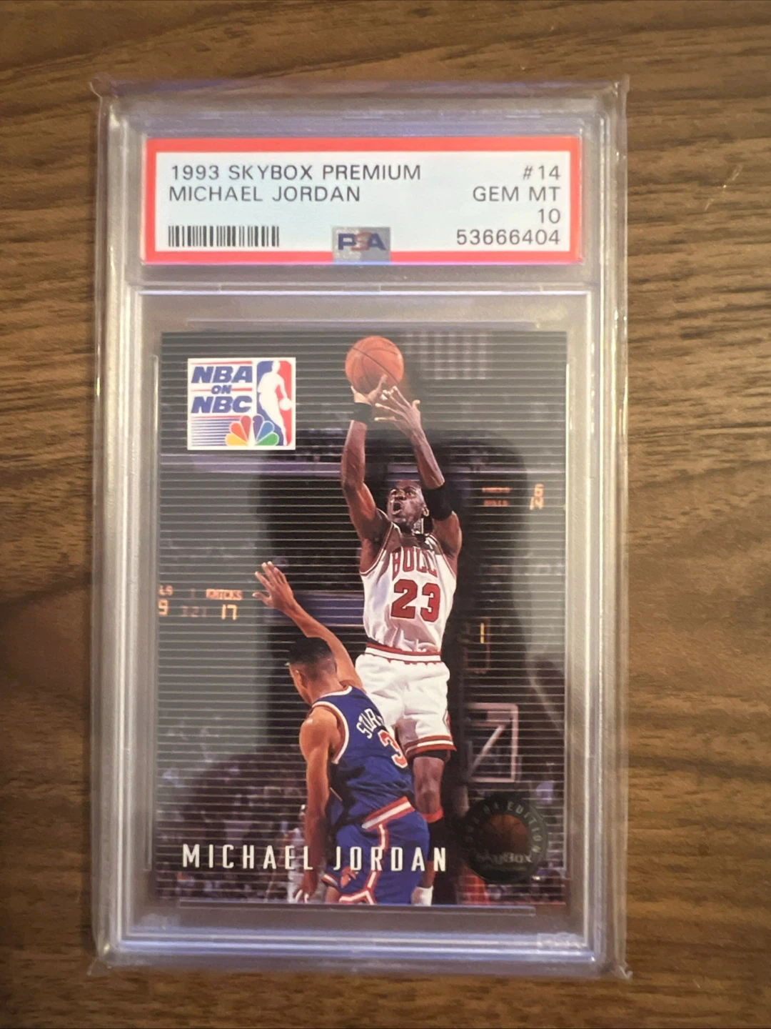 1993 Skybox Premium Michael Jordan #14 Card
