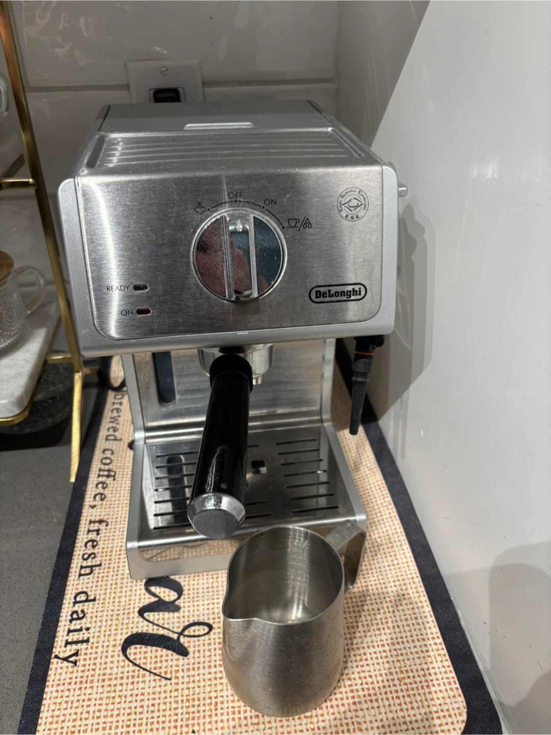 Espresso and cappuccino machine