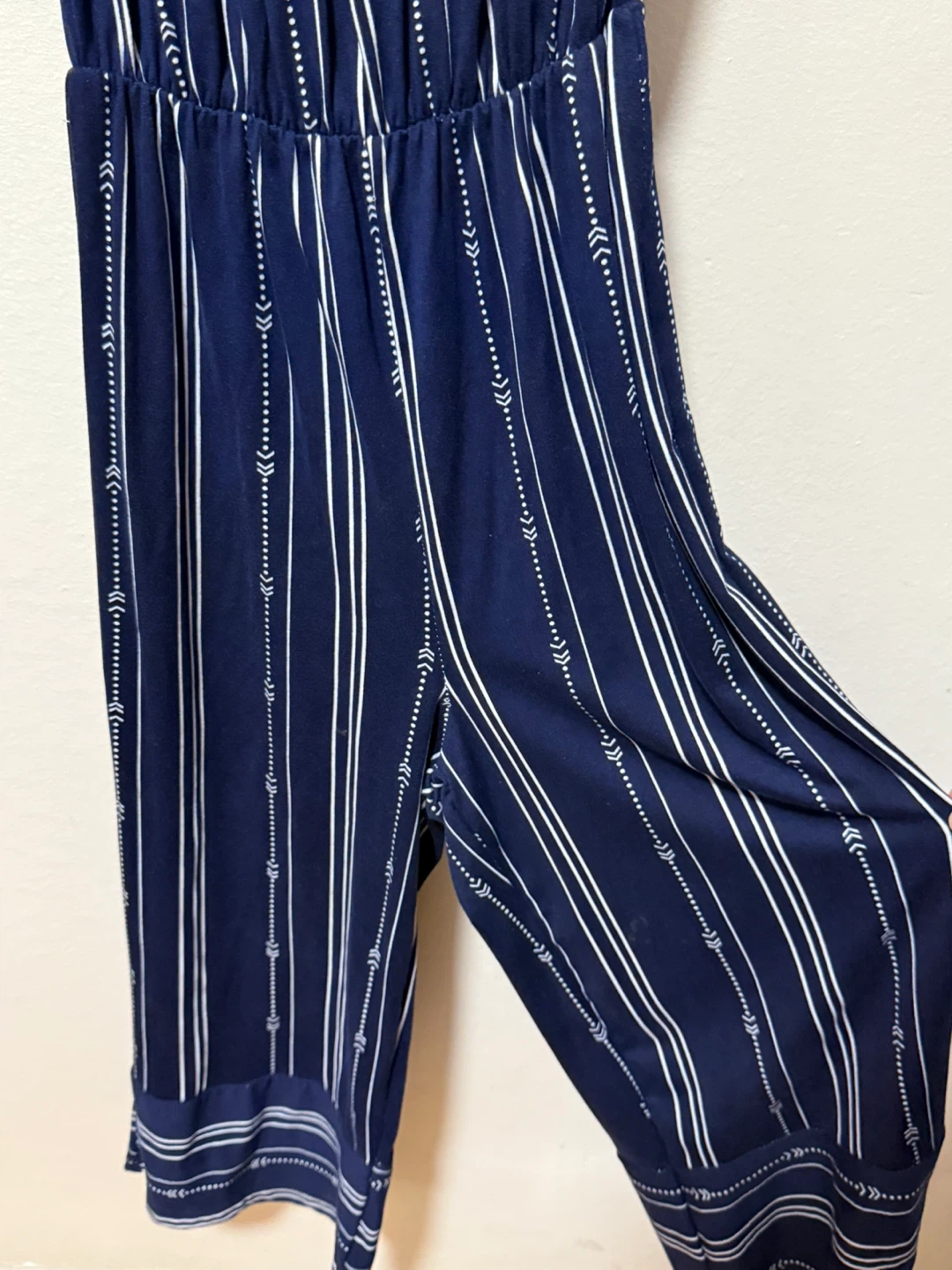 Navy blue and white short-sleeved jumpsuit - photo 2