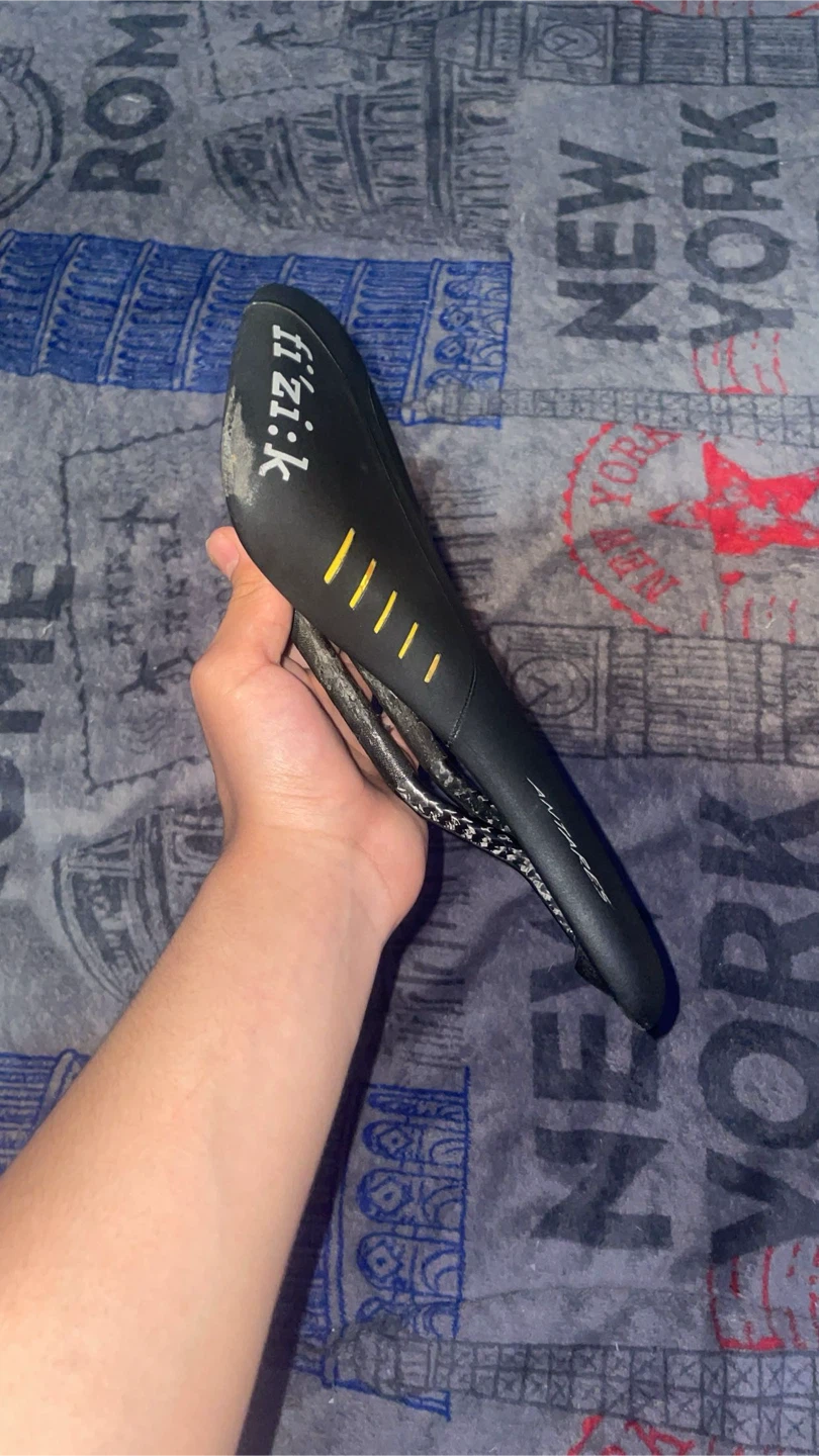 Fizik Anteres R3 Full Carbon saddle - photo 4