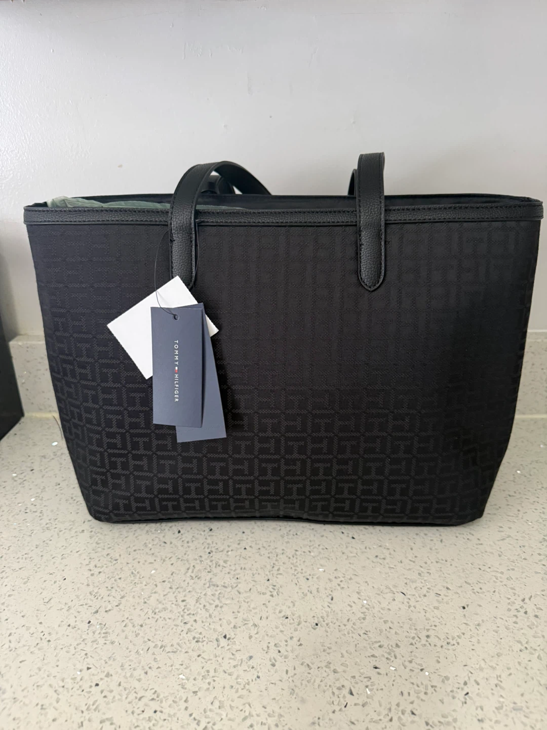 Tommy Hilfiger Black Monogram Tote Bag with Luggage Tag - photo 3
