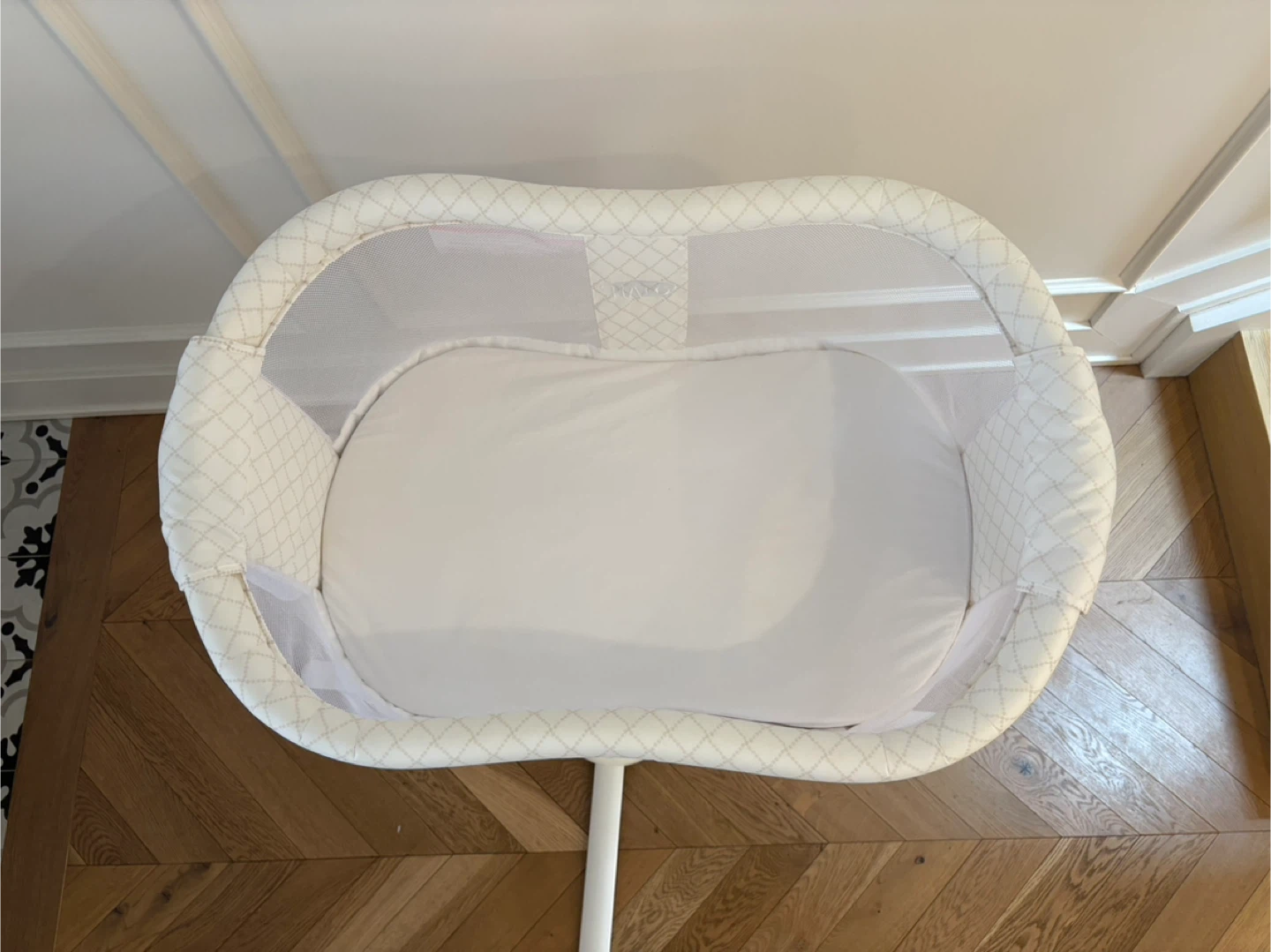 Halo Bassinest Swivel Sleeper - photo 3
