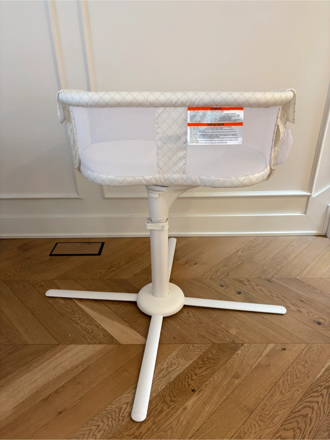 Halo Bassinest Swivel Sleeper - photo 4