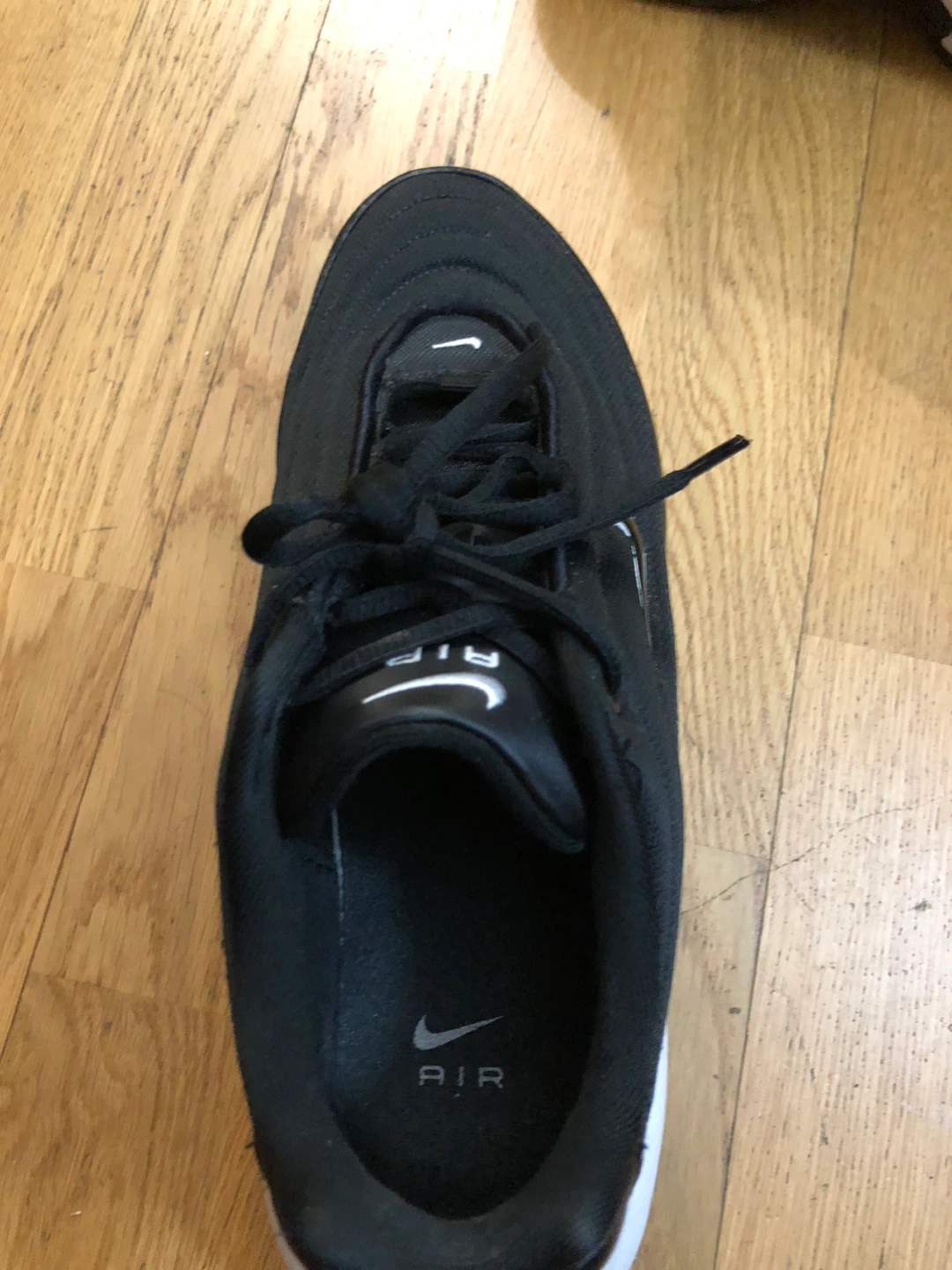Nike Air Max Shoes - Black/White - Size 8.5 - photo 3