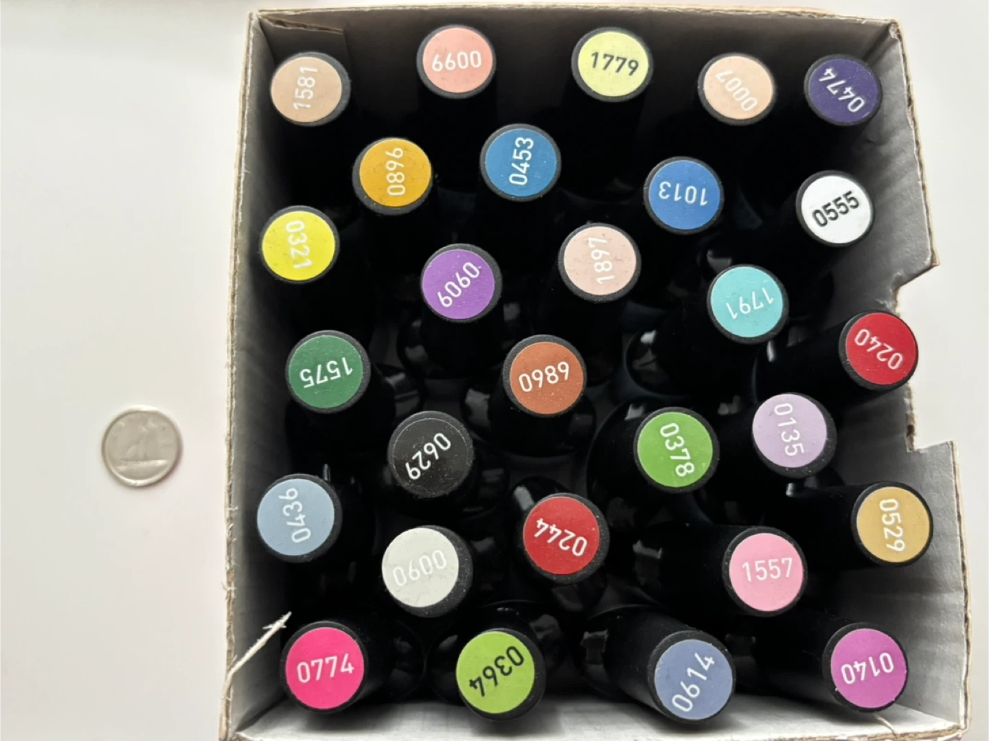 Set of 30 color gel nail.