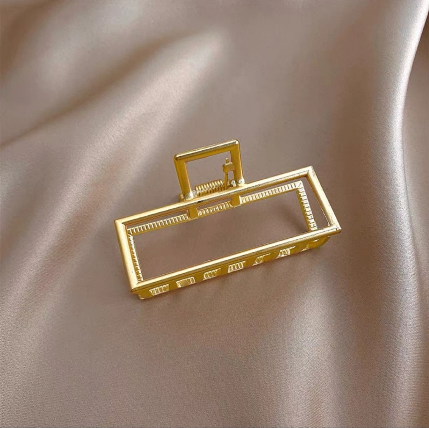 Gold Metal Rectangular Claw Clip