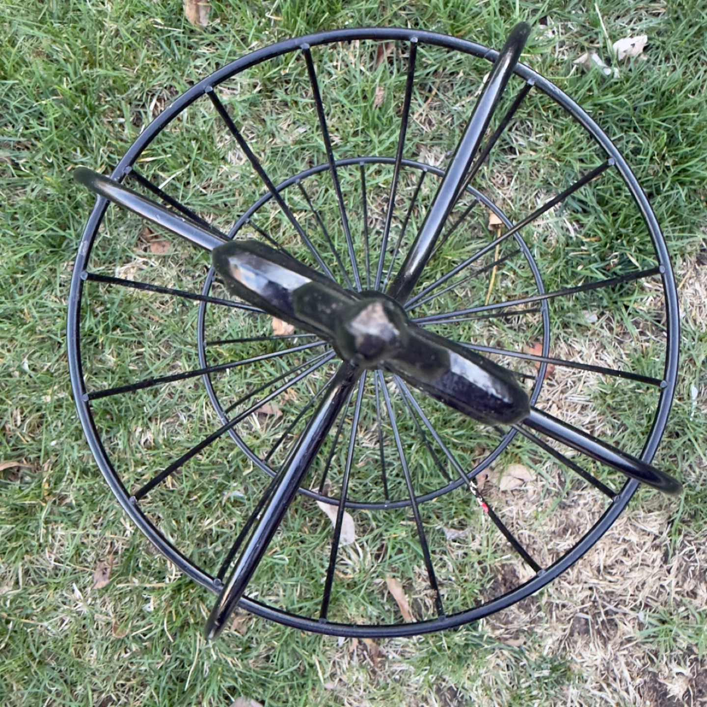 Black Metal 2-Tier Fruit Basket Stand - photo 2