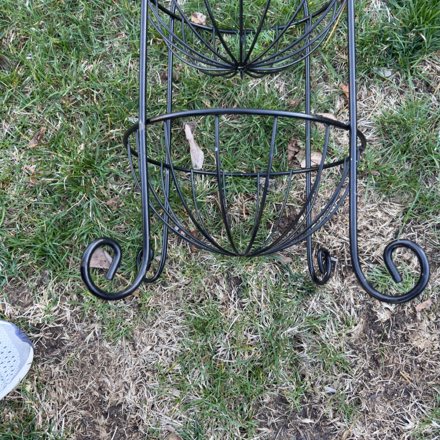Black Metal 2-Tier Fruit Basket Stand - photo 4