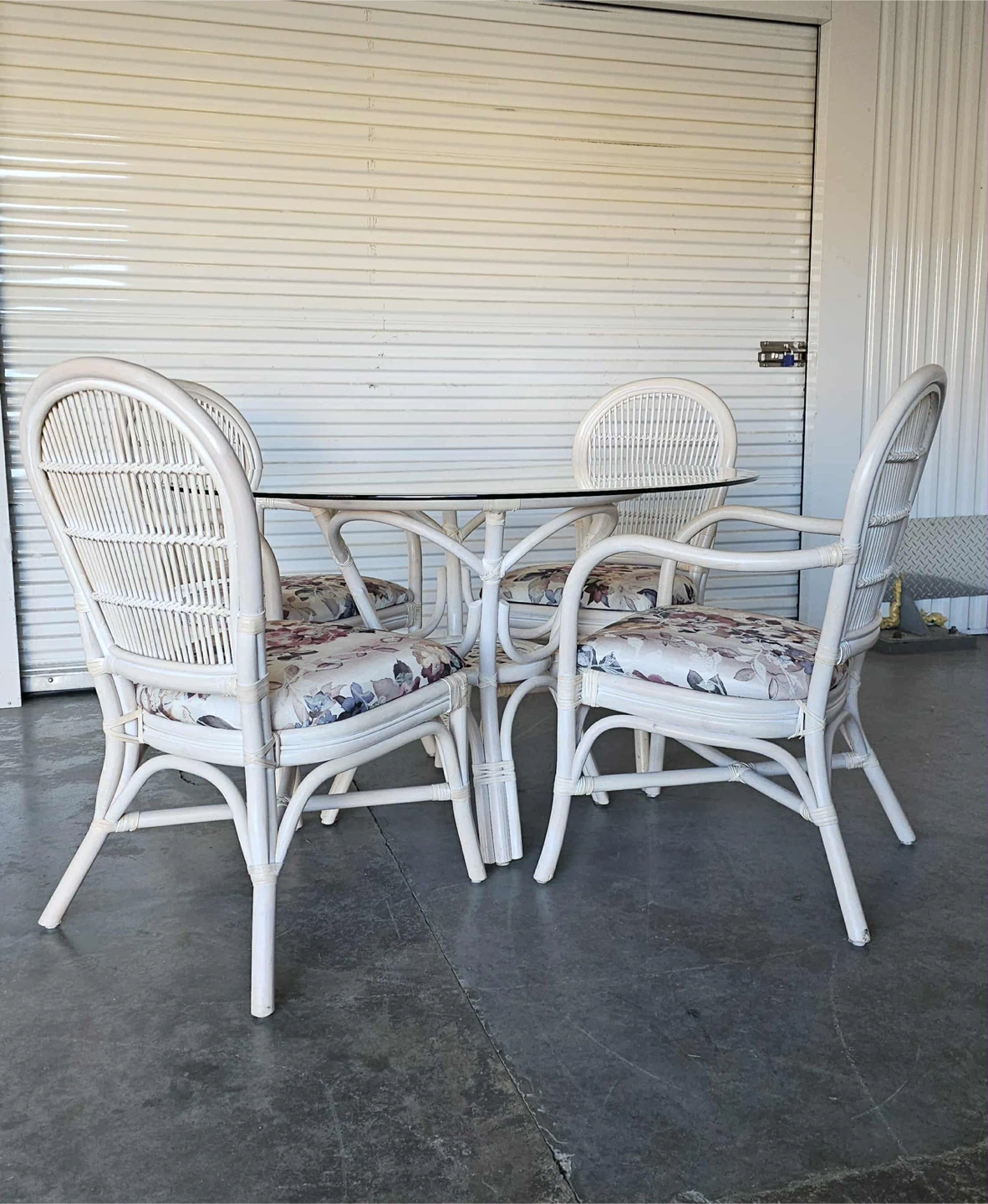 Just in time for Spring! 5 piece Rattan dining set