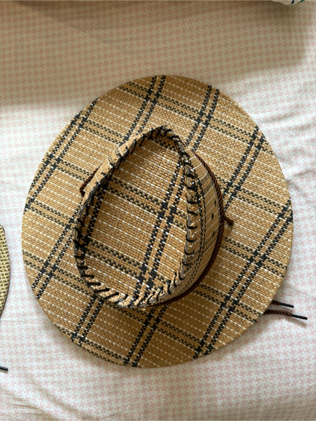 Straw Cowboy Hat with Chin Strap- new - photo 3