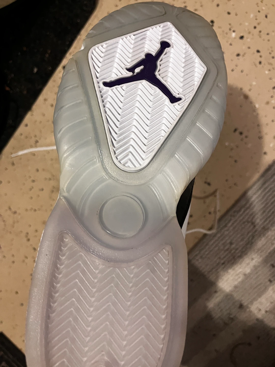 Jordan 11 Retro Low Concord - photo 2