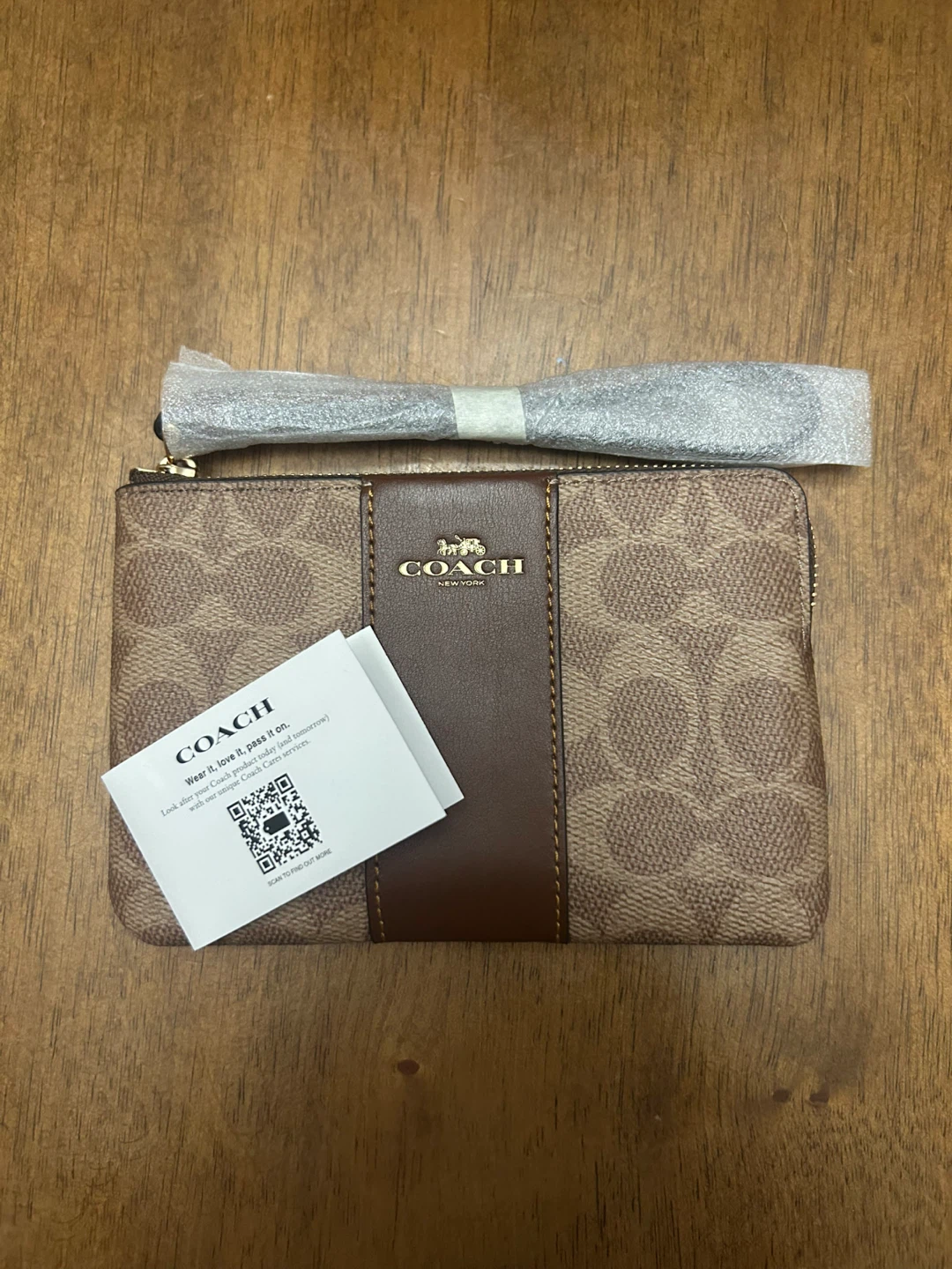 Brand New Coach Coin Purse – With Tags & Protective Pads