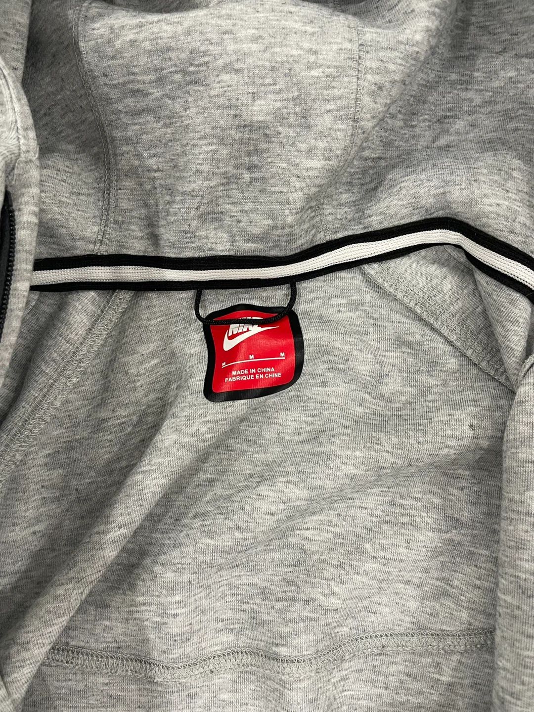 Grey Nike tech jacket - photo 4