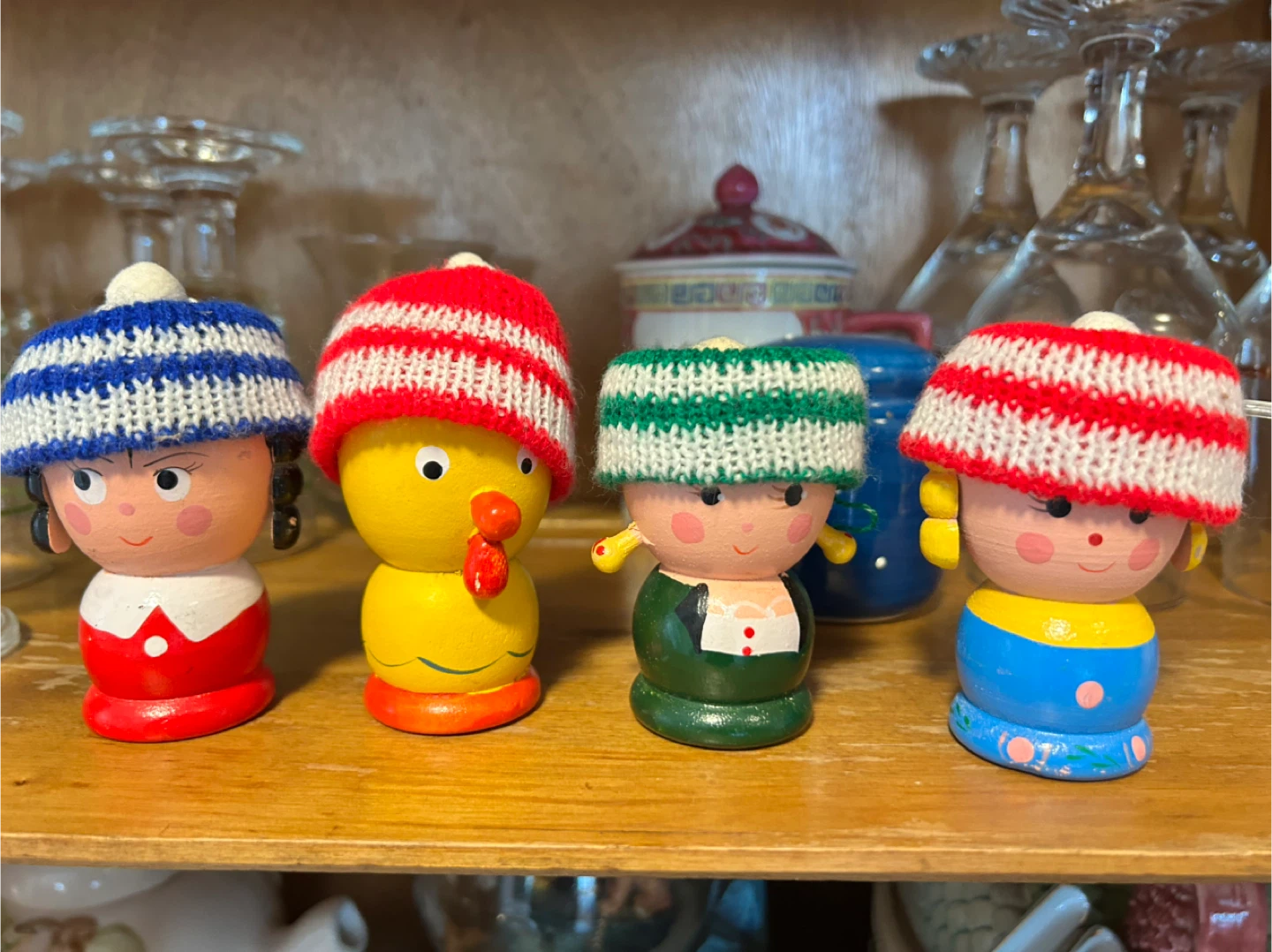Set of 4 Wooden egg holder
