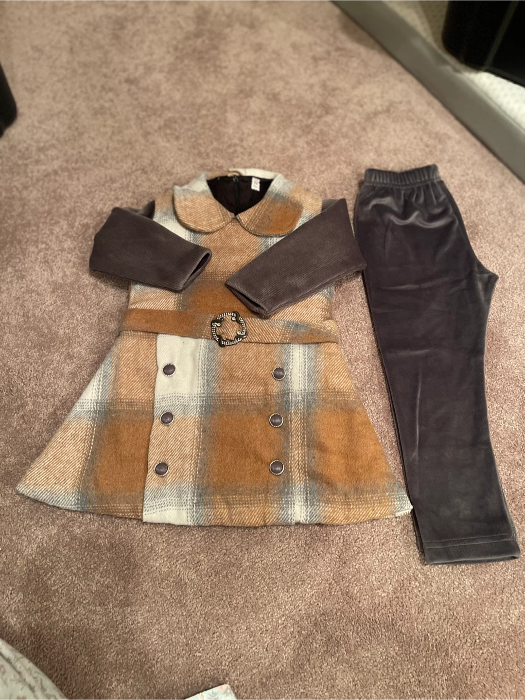 Girls' 3-Piece Outfit Set. $50 for both. Brand new - photo 2