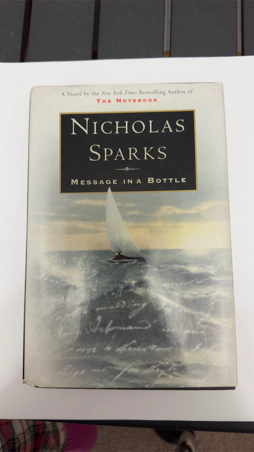 Message in a Bottle by Nicholas Sparks Novel