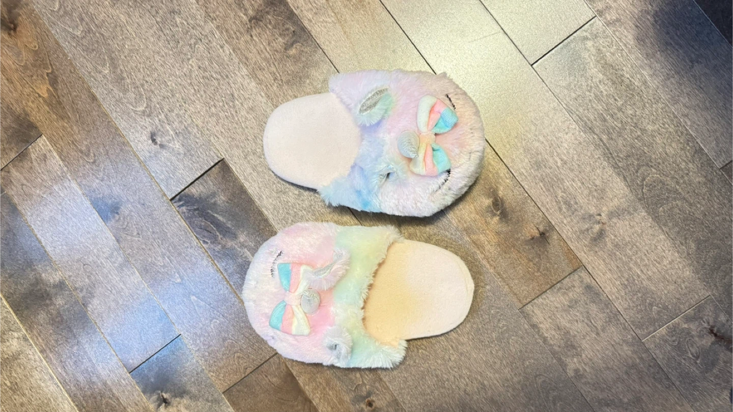 Unicorn Fuzzy Slippers size 1-2 - photo 3