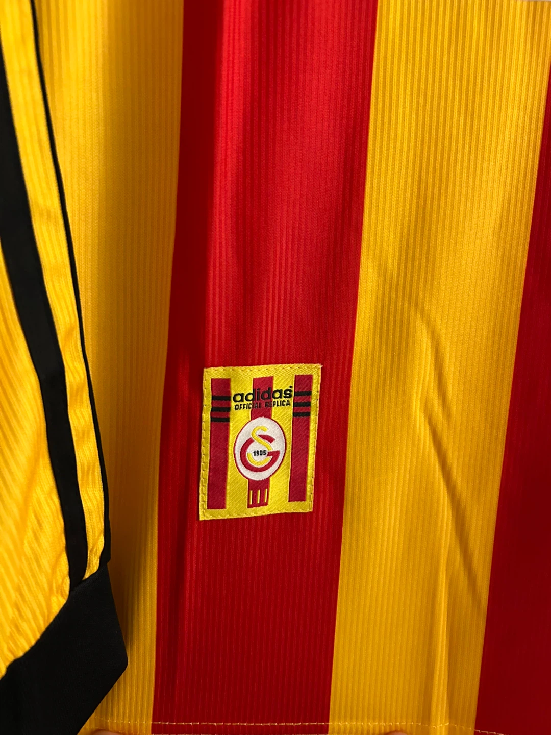 Hagi Galatasaray 1999/2000 season retro uefa cup season jersey - photo 3