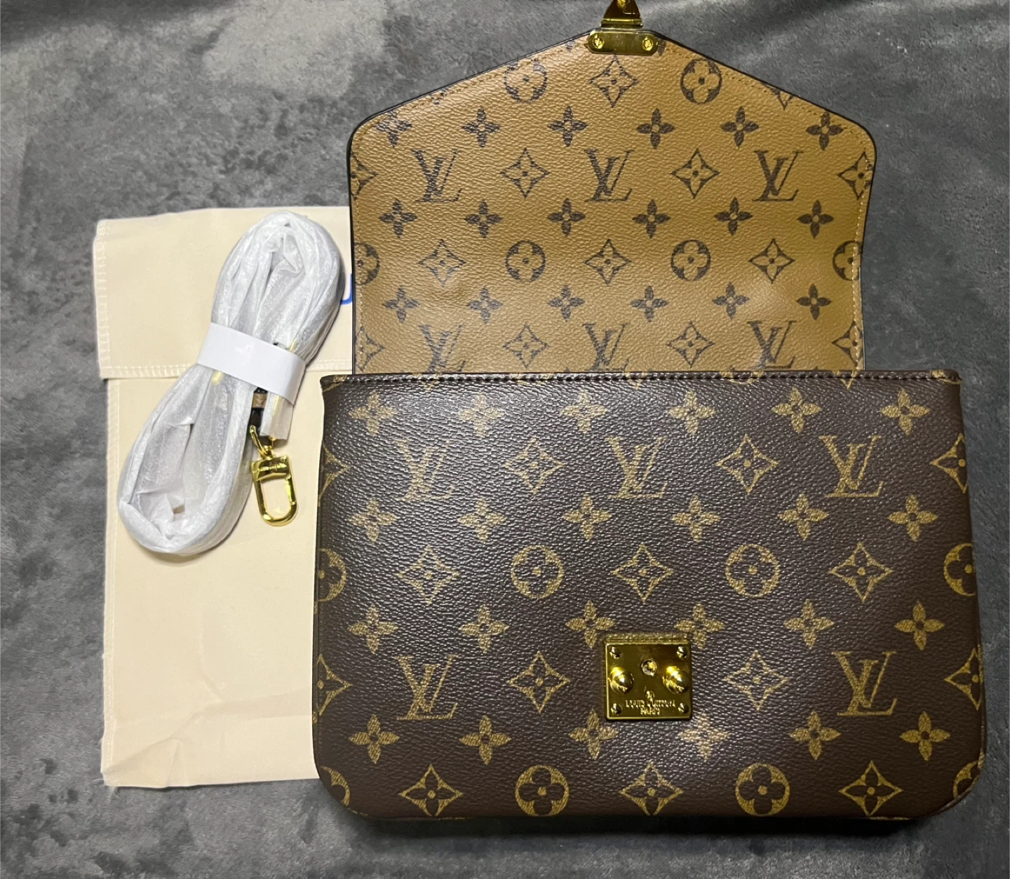 Louis Vuitton Monogram Clutch/Shoulder Bag - photo 4