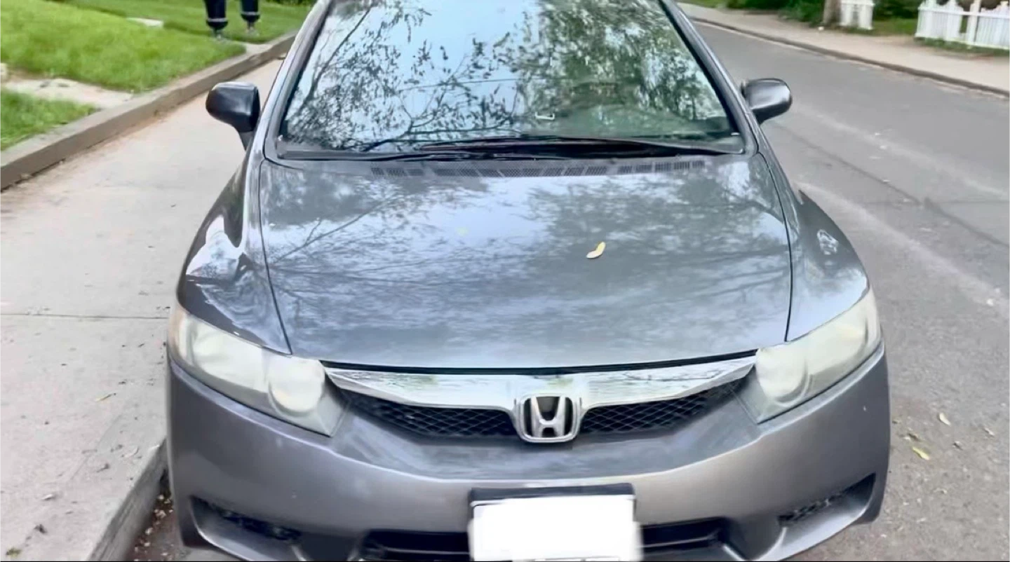 2010 Honda Civic 225,000km $3,500 - photo 3