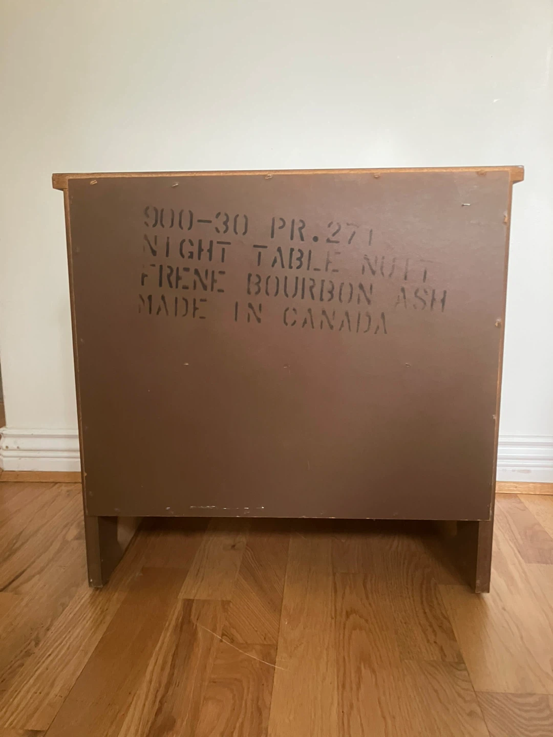 Vintage Two Night Tables with Drawer - photo 5