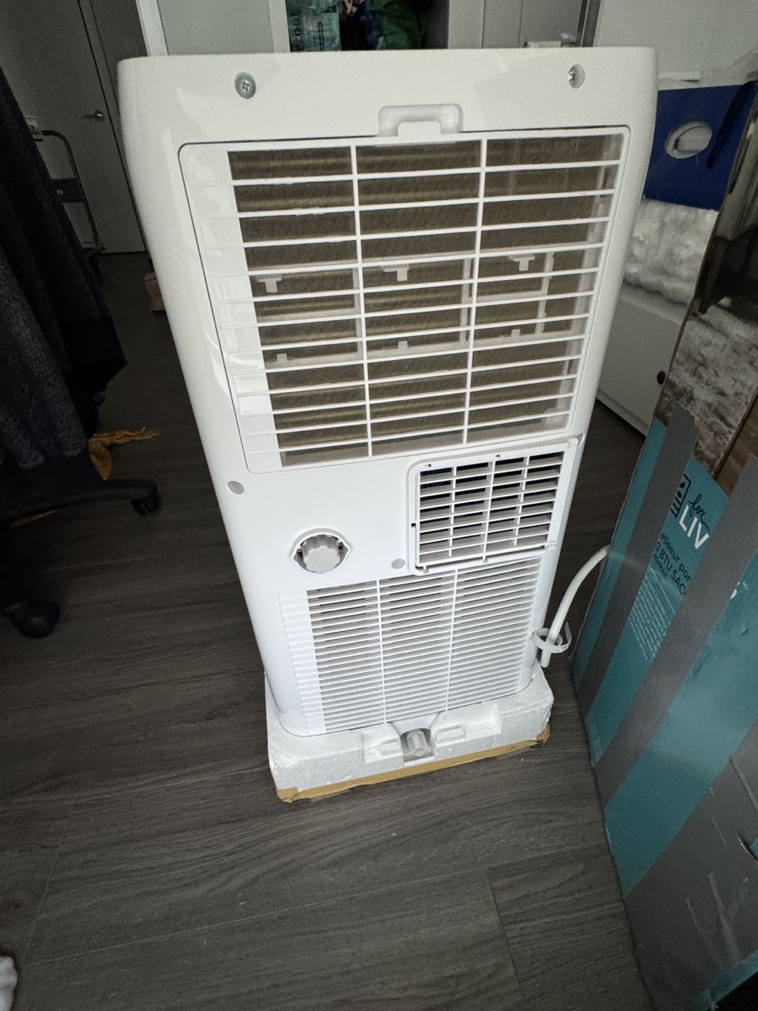 Living Portable Air Conditioner - White - photo 3