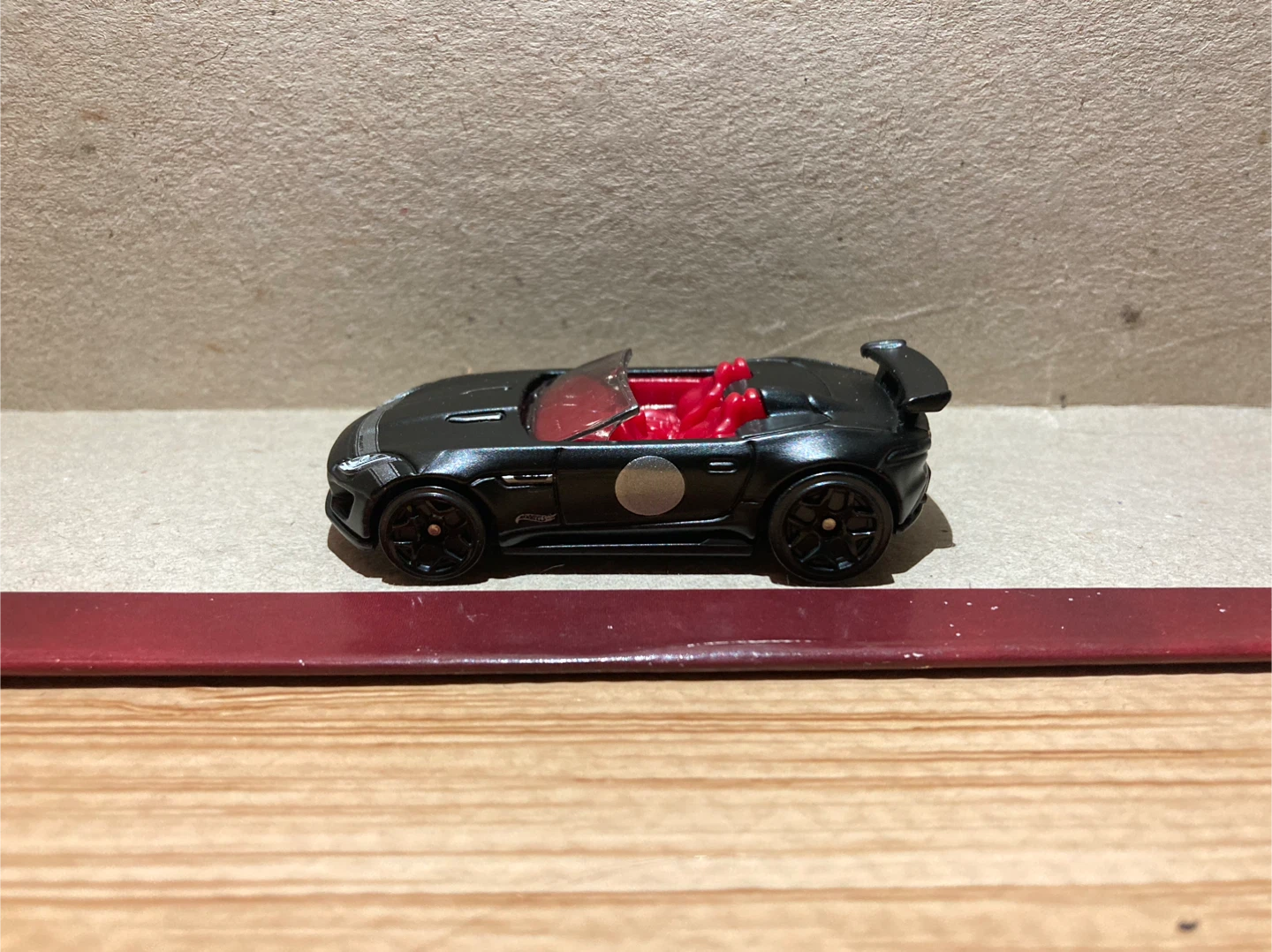 Hot Wheels Loose / 15 Jaguar F-Type Project 7 / Matte Black - photo 2