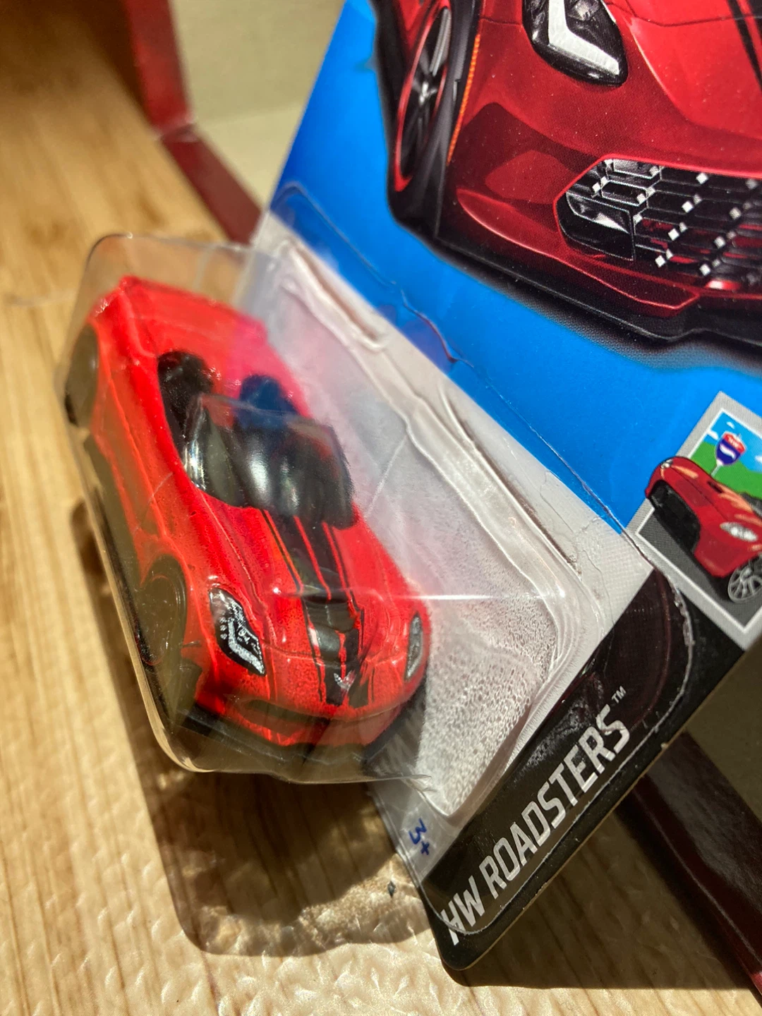 Hot Wheels / Corvette C7 Z06 Convertible / Red - photo 2