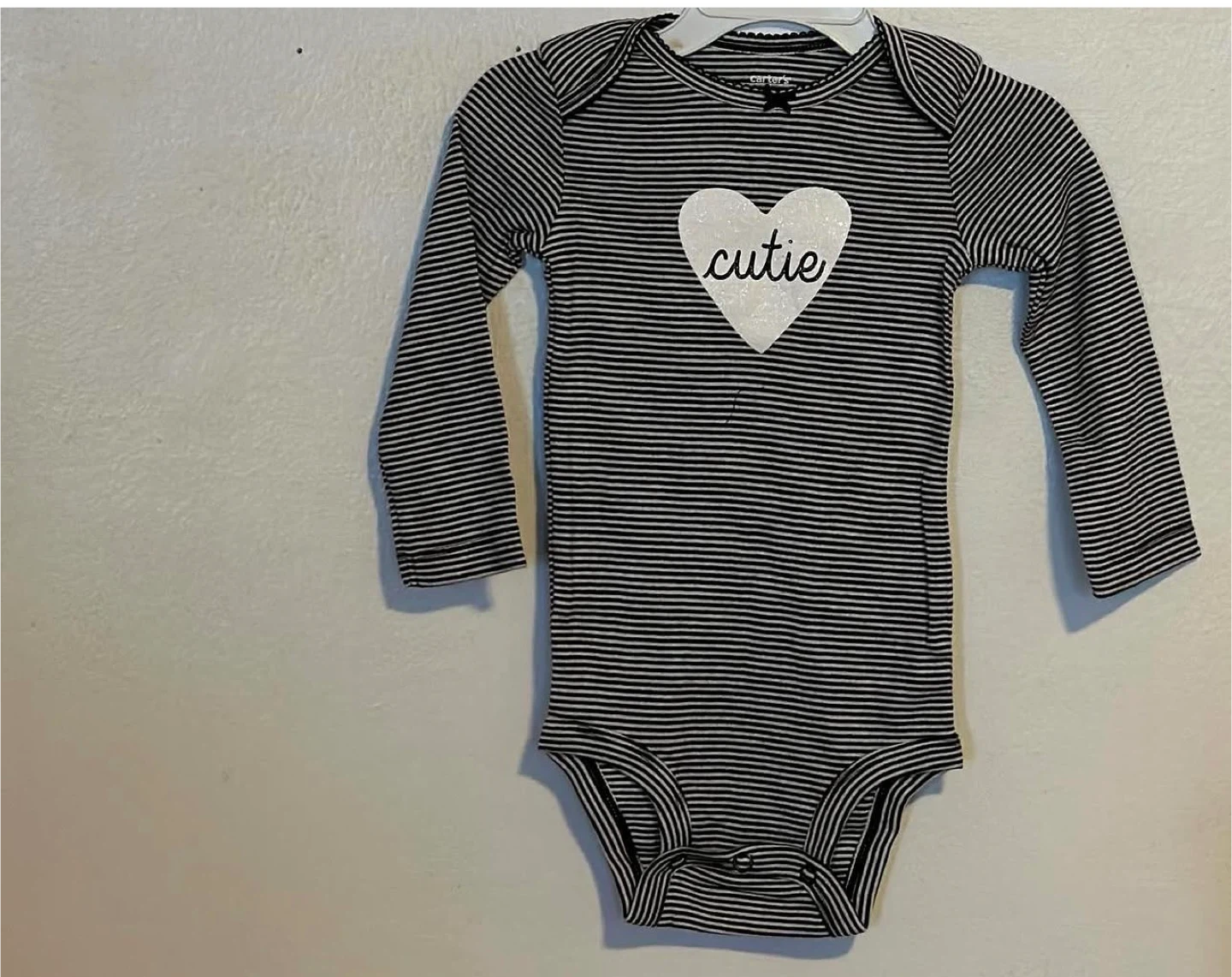 Carter's Baby Bodysuits (SIZE:12 MONTHS)$5 EACH - photo 4