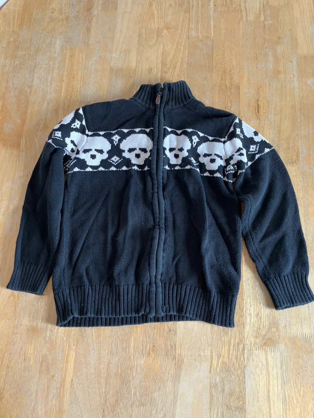 Boys Skull Zip-Up Sweater - size 10/12