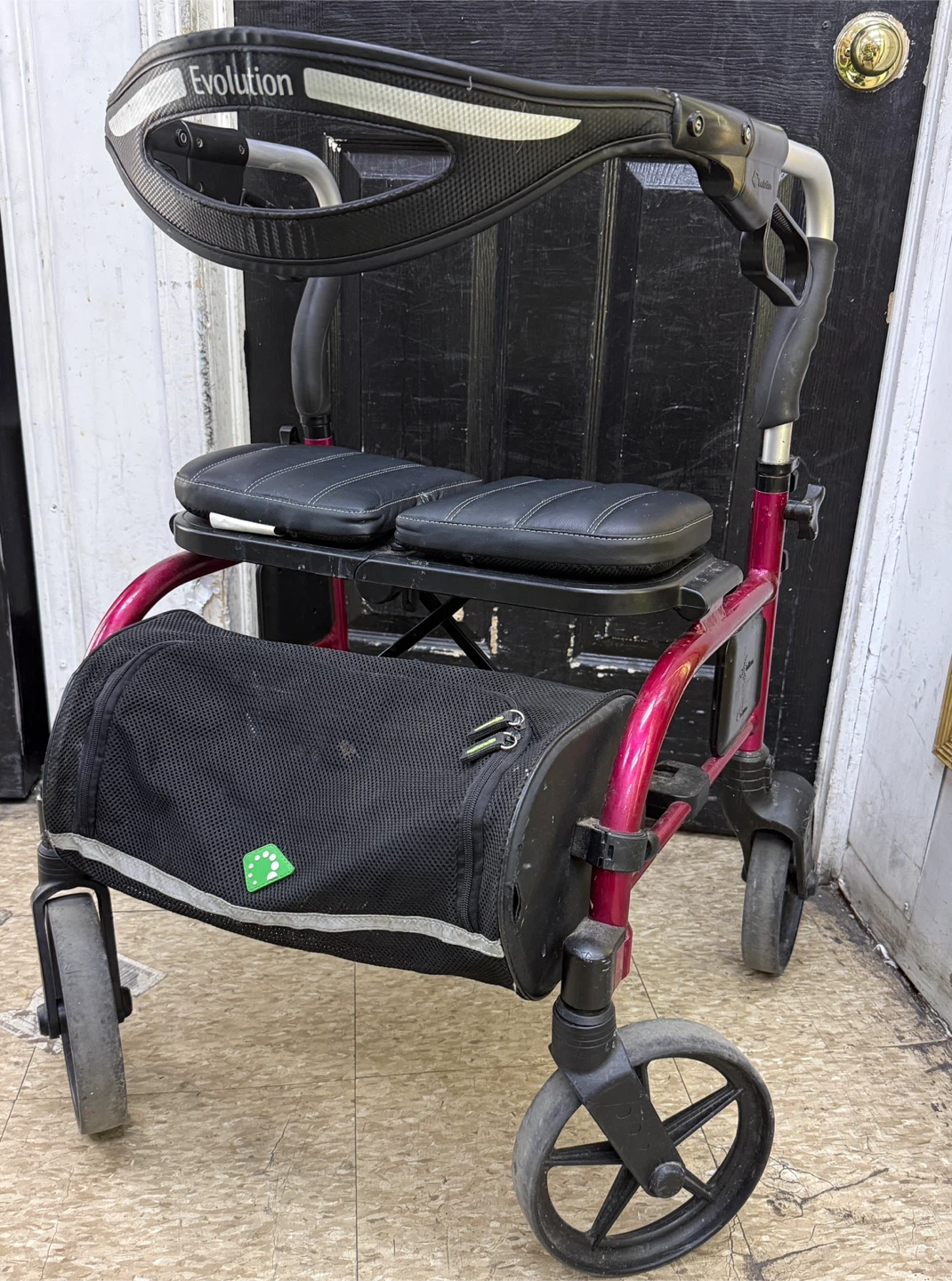 Evolution Walker with Seat and Bag - photo 2
