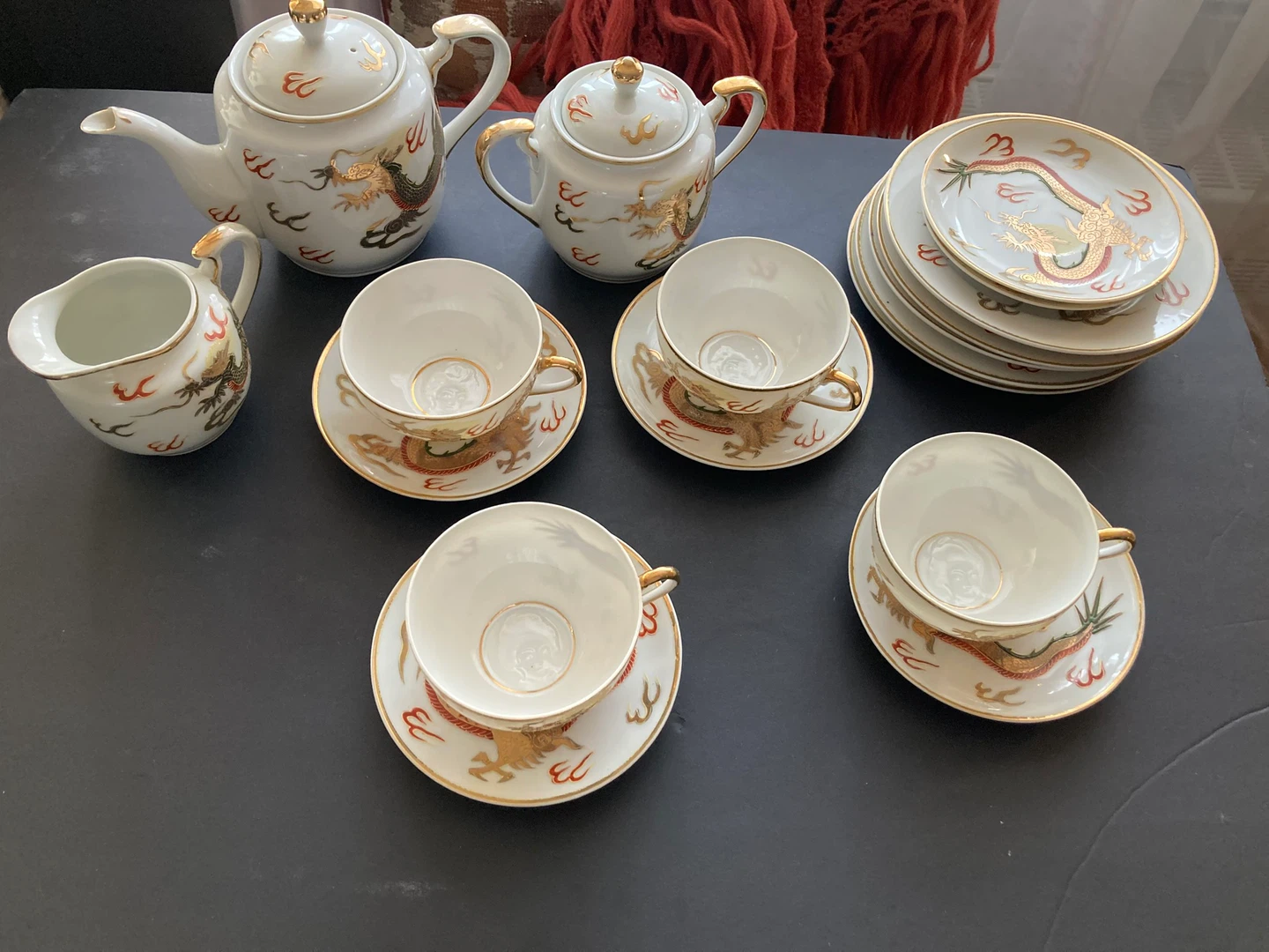 Bone china Gold Dragon tea set for 4