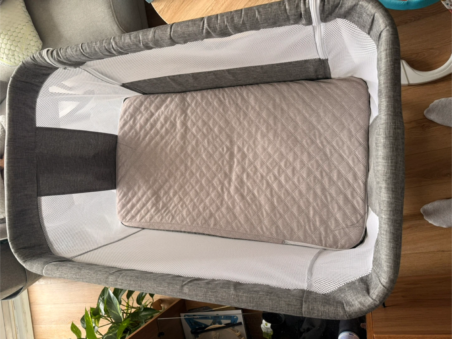 Co-Sleeper Baby Bassinet with Wheels - photo 4