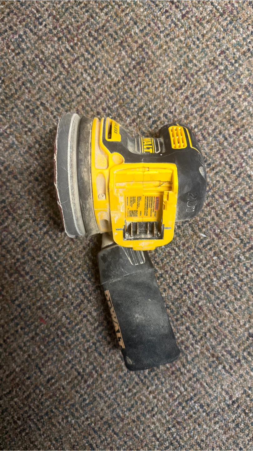 DEWALT XR Orbital Sander 20V - photo 4